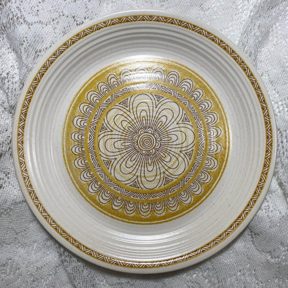 FRANCISCAN Hacienda Gold Dinner Plate - Gold & Tan Geometric Band & Floral